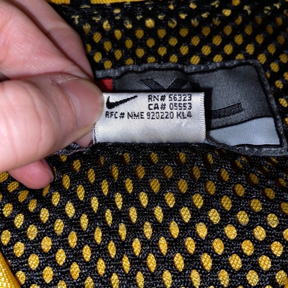 Nike Vintage Jacket - Picture 3 of 3